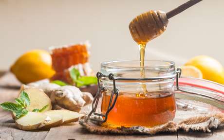 Mitos e verdades sobre açúcar mascavo, mel e adoçante!