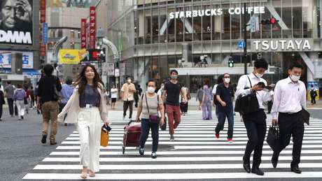 Não usar máscara no Japão pode causar forte pressão social