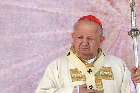 Cardeal Stanislaw Dziwisz negou ter recebido cara sobre abusos sexuais Cardeal Stanislaw Dziwisz negou ter recebido cara sobre abusos sexuais