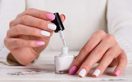 Como fazer o esmalte durar mais: confira 11 dicas infalíveis