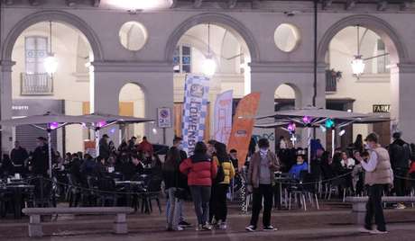 Desde o dia 14, a Itália bate recordes diários de novos casos de Covid-19 Desde o dia 14, a Itália bate recordes diários de novos casos de Covid-19
