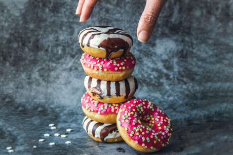 Guia da Cozinha - Donuts: cinco receitas irresistíveis aos olhos e ao paladar