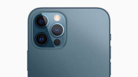 Câmeras e sensor LiDAR do iPhone 12 Pro. Câmeras e sensor LiDAR do iPhone 12 Pro.
