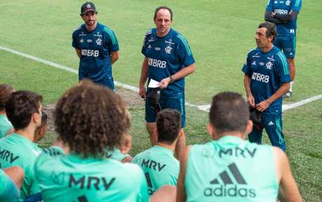 Mano põe em dúvida sucesso de Rogério Ceni no Flamengo: 'Pode ser um baita tiro no pé'