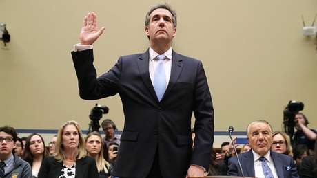 Michael Cohen, ex-advogado de Trump, foi chamado a prestar depoimento