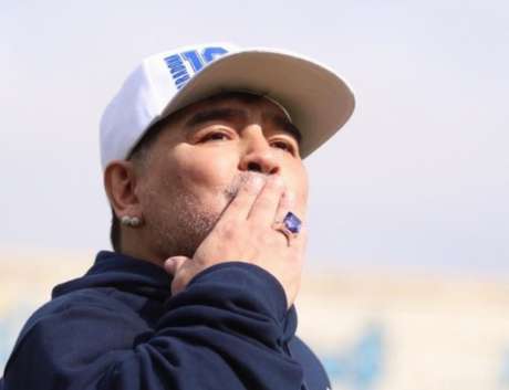 Maradona morreu nesta quarta-feira, aos 60 anos (GIMNASIA Y ESGRYMA) Maradona morreu nesta quarta-feira, aos 60 anos (GIMNASIA Y ESGRYMA)