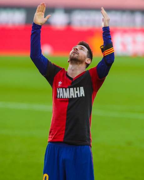 Messi marca golaço e faz homenagem a Maradona - Divulgação / Barcelona Messi marca golaço e faz homenagem a Maradona - Divulgação / Barcelona