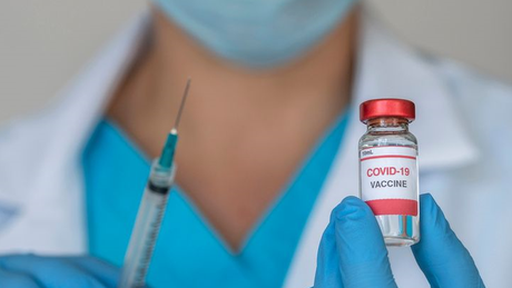 A vacina contra covid-19 não altera o DNA de quem recebê-la