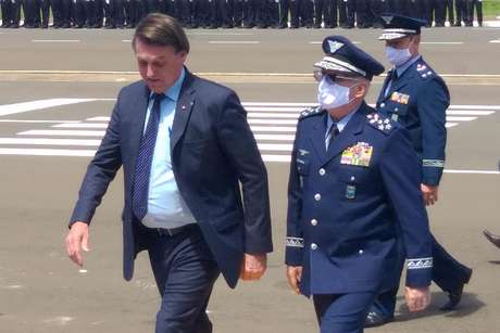 Jair Bolsonaro participa da Solenidade de Declaração dos novos Aspirantes da Aeronáutica 