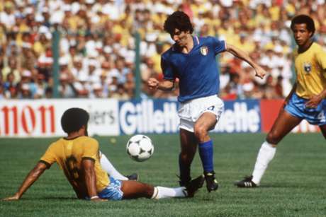 Carrasco do Brasil em 1982, Paolo Rossi morre aos 64 anos