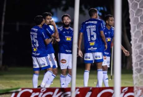 Cruzeiro Derrotou O Vitoria E Ainda Sonha Com O Acesso Confira Como Ficou A Classificacao Da Serie B