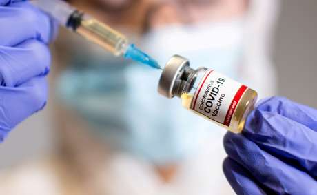 Featured image of post Imagens De Seringa De Vacina / Vacina, seringa hipodérmica, agulha, comprimidos.