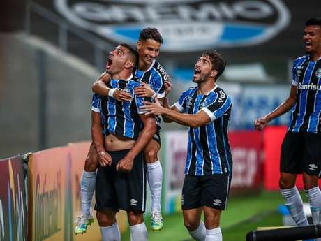 Diego Souza marcou o gol da vitória do Grêmio sobre o São Paulo (Foto: LUCAS UEBEL/GREMIO FBPA)