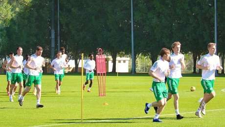Celtic enfrenta surto de covid-19 no elenco Celtic enfrenta surto de covid-19 no elenco