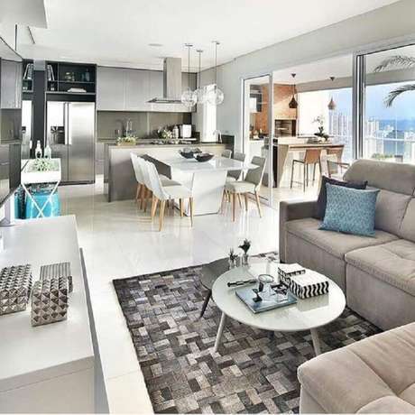 29. Tons de cinza para decoração moderna de casa em conceito aberto – Foto: Pinterest 29. Tons de cinza para decoração moderna de casa em conceito aberto – Foto: Pinterest
