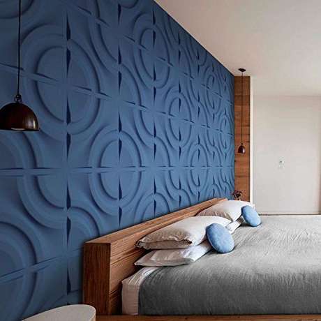 31. Quarto moderno com revestimento 3D azul – Via: Arkpad 31. Quarto moderno com revestimento 3D azul – Via: Arkpad
