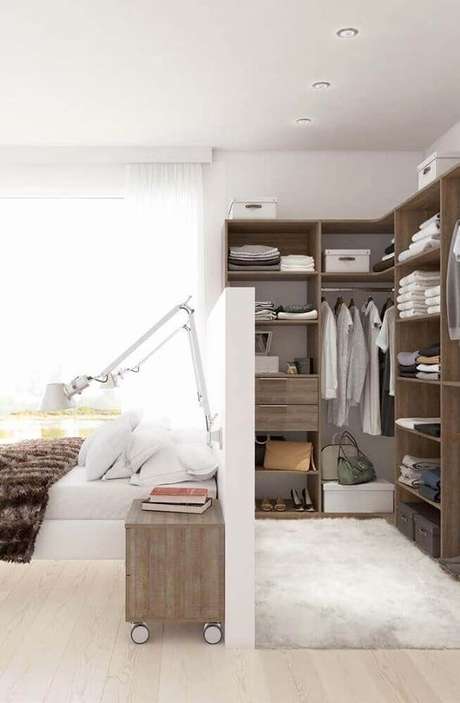 2. Que tal fazer um closet atrás da cama? – Mauriceia Pastana 2. Que tal fazer um closet atrás da cama? – Mauriceia Pastana