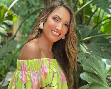 Patricia Poeta Traz Tendencia Botanica Em Look Ombro A Ombro