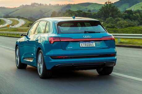 Audi Luxury Signature conta com o modelo E-Tron entre as opções de modelos por assinatura; planos têm duração mínima de 24 meses.