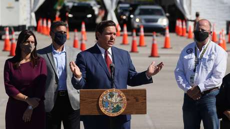 'O que não queremos são turistas, estrangeiros', disse o governador da Flórida Ron DeSantis