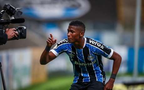 Orejuela acertou com o São Paulo até março de 2024 (Foto: Lucas Uebel/Grêmio) Orejuela acertou com o São Paulo até março de 2024 (Foto: Lucas Uebel/Grêmio)