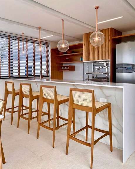 Banquetas para Bancada: +65 Modelos e Dicas para Decorar seu Espaço Gourmet