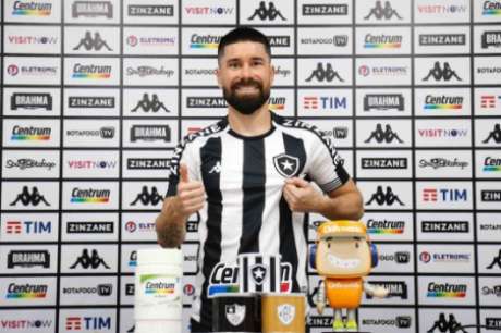 Ricardinho foi apresentado (Foto: Vítor Silva/Botafogo) Ricardinho foi apresentado (Foto: Vítor Silva/Botafogo)