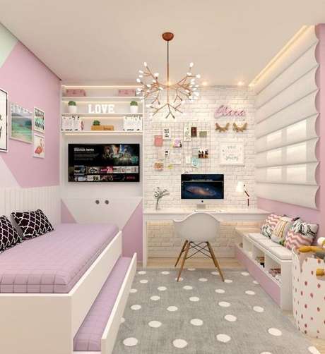 39. Quarto com lustre infantil aramado – Foto Pinterest