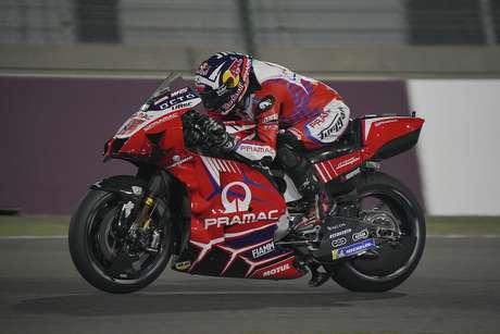 Johann Zarco superou Jorge Martín na volta final e ficou em 2º Johann Zarco superou Jorge Martín na volta final e ficou em 2º