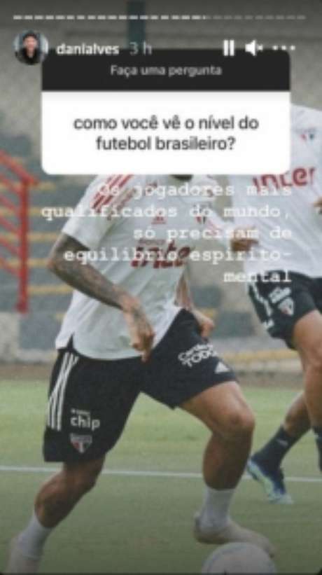 Resposta de Dani Alves a seguidor (Foto: Reprodução/Instagram) Resposta de Dani Alves a seguidor (Foto: Reprodução/Instagram)