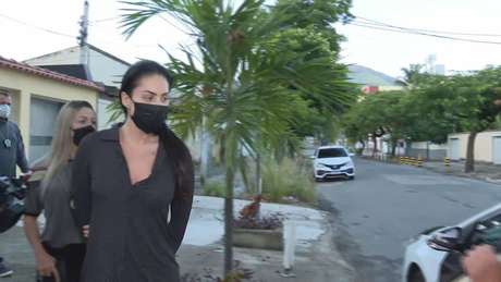O vereador Dr. Jairinho (Solidariedade) e a professora Monique Medeiros foram presos preventivamente na casa de uma tia do político em Bangu, zona oeste do Rio de Janeiro O vereador Dr. Jairinho (Solidariedade) e a professora Monique Medeiros foram presos preventivamente na casa de uma tia do político em Bangu, zona oeste do Rio de Janeiro