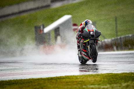 Andrea Dovizioso ha provato sulla pista bagnata del Mugello 