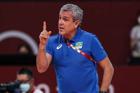 Vôlei: Brasil bate a Sérvia e encaminha liderança da chave