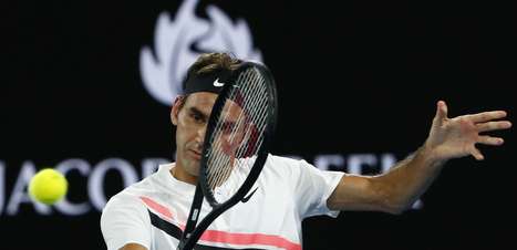 Federer vence revelação e vai à final do Aberto da Austrália