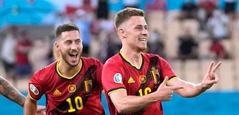 Hazard e De Bruyne ainda podem jogar, diz técnico da Bélgica