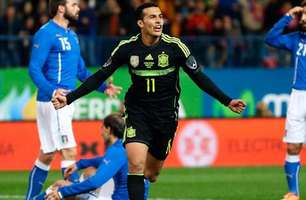 Espanha promove camisa, mas fãs se irritam: "não queremos"