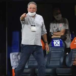 Abel Braga sobre queda do Inter: 'Merecíamos sorte melhor'
