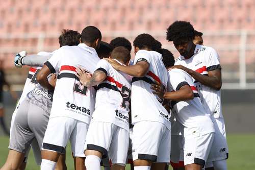 Tricolor escalado!! Confira os titulares do São Paulo para a semifinal da Copinha!