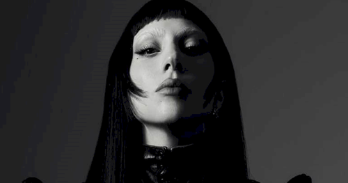 Lady Gaga anuncia edição especial de 'Mayhem' em vinil líquido