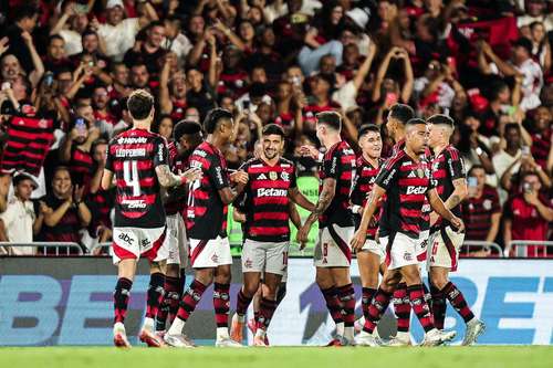Flamengo escalado!! Confira os titulares do Mengão para o amistoso