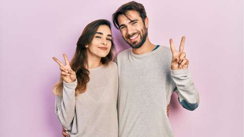 Astros Indicam Fortalecimento de Laços Afetivos para Determinados Casais em Dezembro