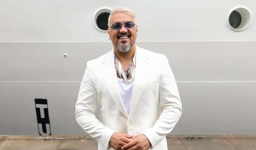 Belo desmente rumores de romance com Viviane Araújo e exalta namorada