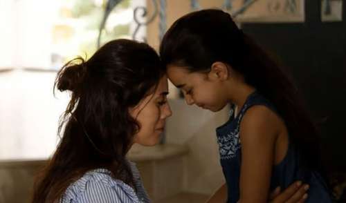 A Dor de Zeynep: Mãe Turca 'Anne' Revela Sacrifício Emocional Para Proteger Melek