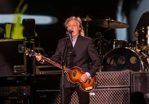 Gigante Alemã de Instrumentos, Famosa pelo Baixo de McCartney, Pede Proteção Contra Credores