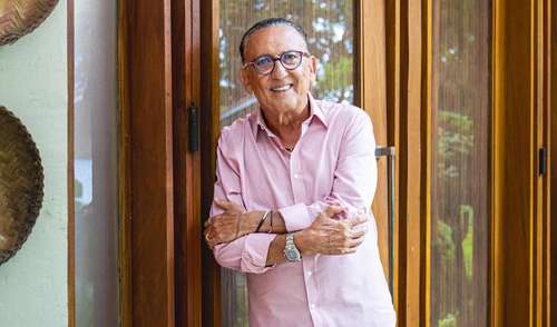 Galvão Bueno é internado na noite de Natal; filha atualiza estado de saúde do narrador de 75 anos