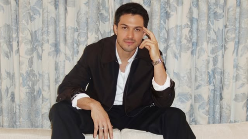 O Encanto de Rômulo Estrela: Desvendando a Aura do Ator Através da Astrologia