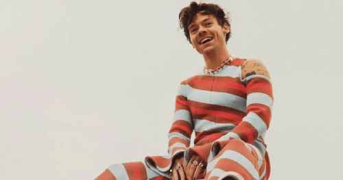 Harry Styles Sinaliza Retorno com Postagem Misteriosa Após Longo Período de Silêncio