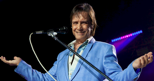 Roberto Carlos em Isolamento: Luto Marcado pela Distância da Covid-19