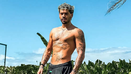 Show de Zé Felipe em SC é marcado por vaias e clamor por Virginia Fonseca