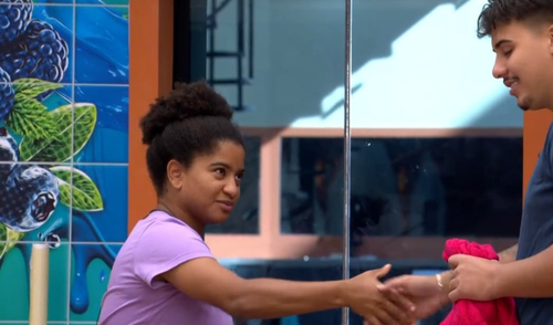 A Psicologia Explica: Por Que Algumas Pessoas Evitam o Contato Físico Afetuoso?